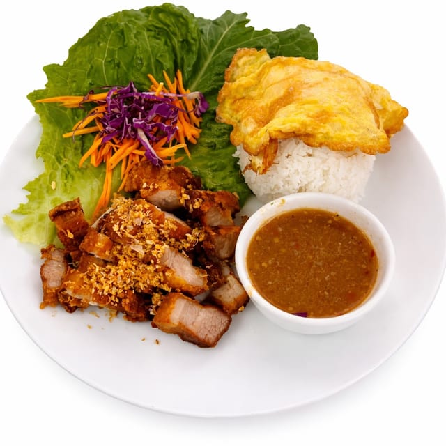 Crispy Pork Belly with Spicy Dipping Sauce & Omelet Rice.